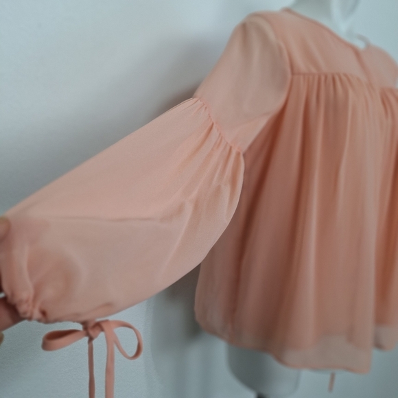 Halston Peach Chiffon Coquette Balletcore Pleated Balloon Sleeve Blouse Size S - Picture 10 of 13